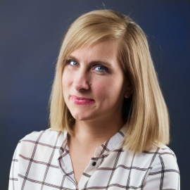 Portrait Sina Kunkel – Abteilungsleiterin Online Redaktion