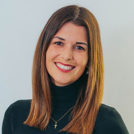 Portrait Julia Sanin, Senior Consultant
